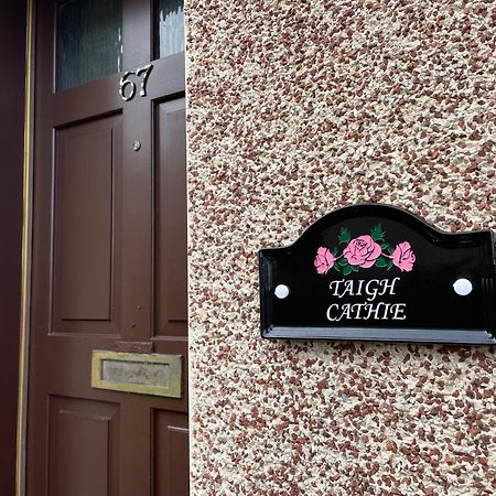 Taigh Cathie, 67 Alma Road Apartment Форт Уилям Екстериор снимка
